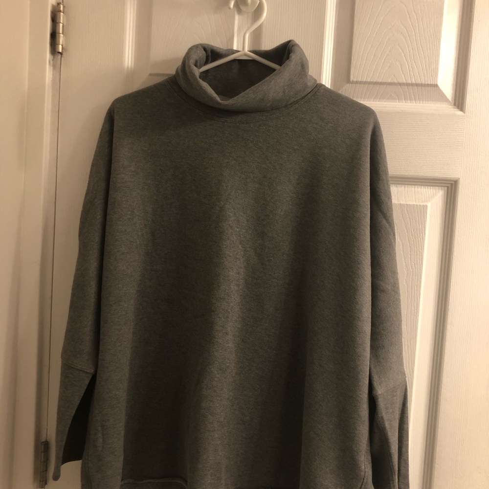 Kit and Ace Cozy Gray Turtleneck Sweatshirt